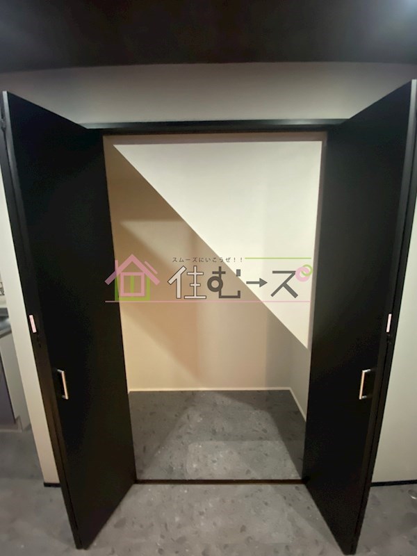 ゲーミングハウス玉津 収納