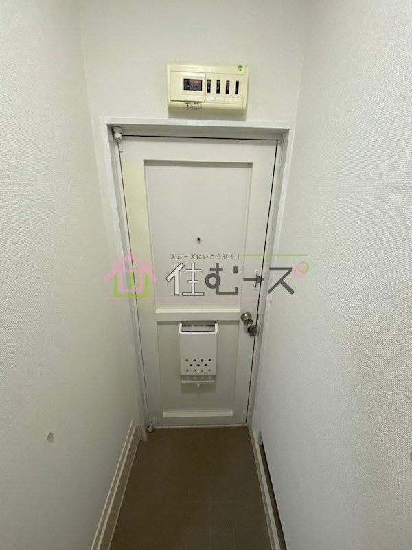エスタバウ南堀江A棟 玄関