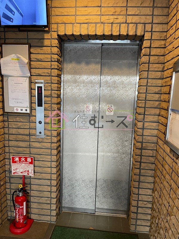 ナニワランド上本町 その他