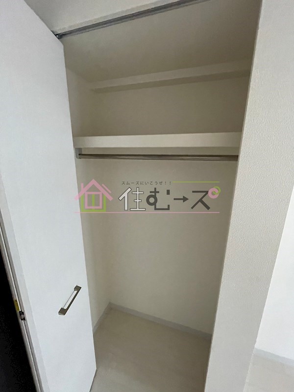 エスリード江戸堀 収納