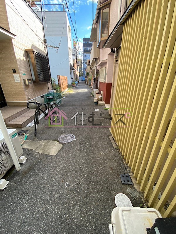 戎本町テラスハウス ロビー