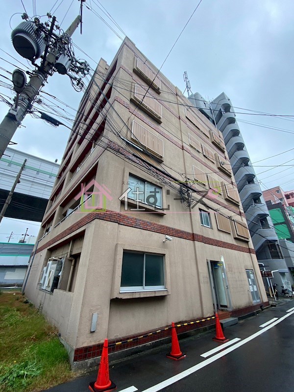 諏訪ビル 外観