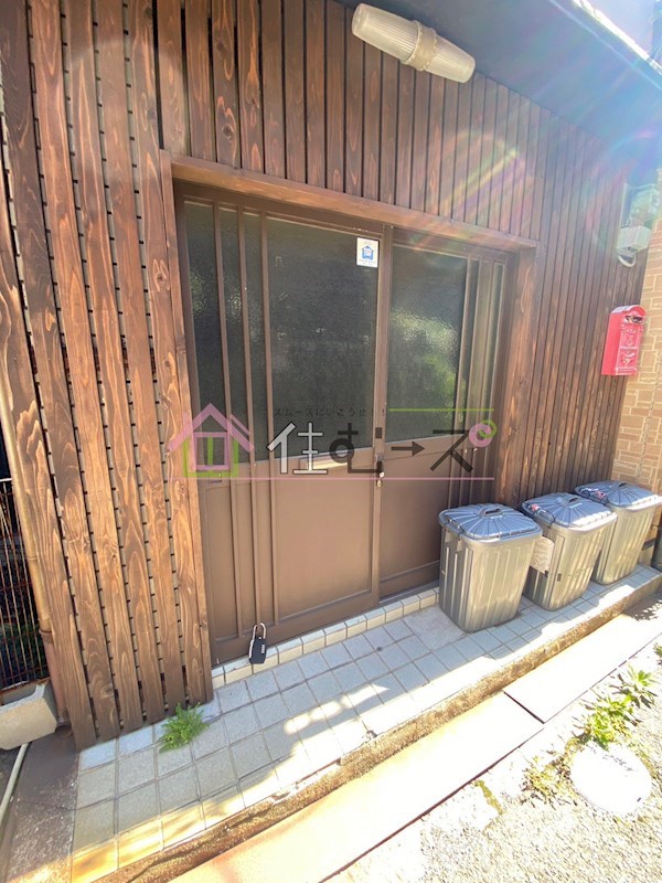 梅南3丁目貸家 エントランス