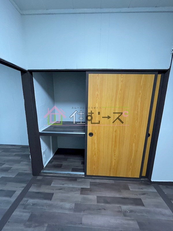 小路東テラス 収納