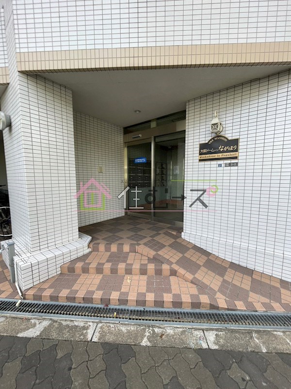 大阪ドームインながほり エントランス