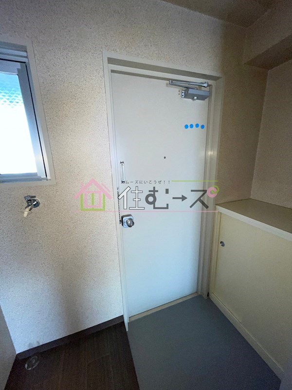 シャロス浅川 玄関